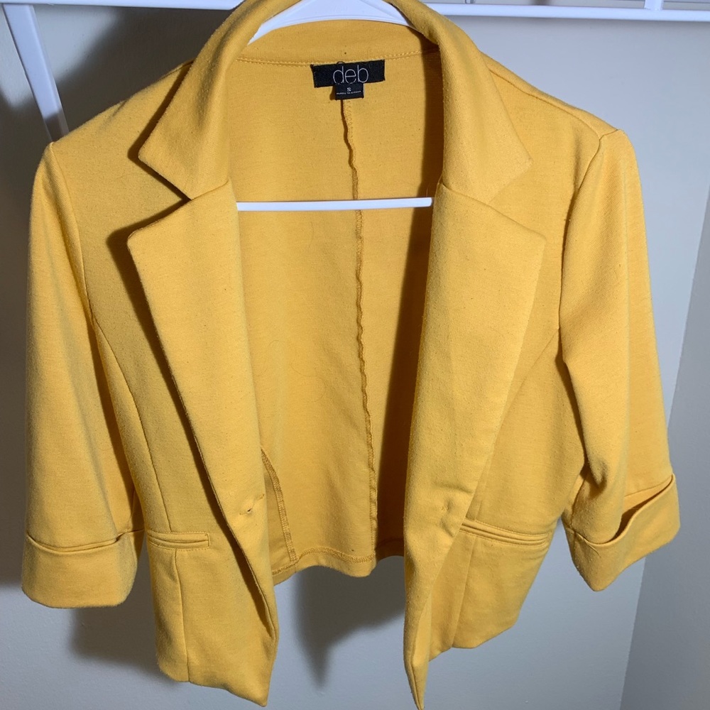 Cropped blazer